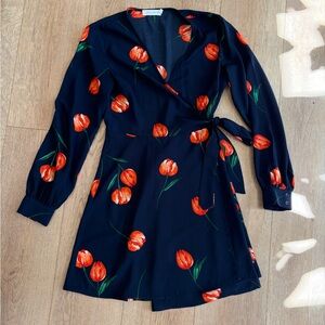 All In Favor Tulip Floral Wrap Dress Navy Orange Long Sleeve Tie Waist Sm Mini